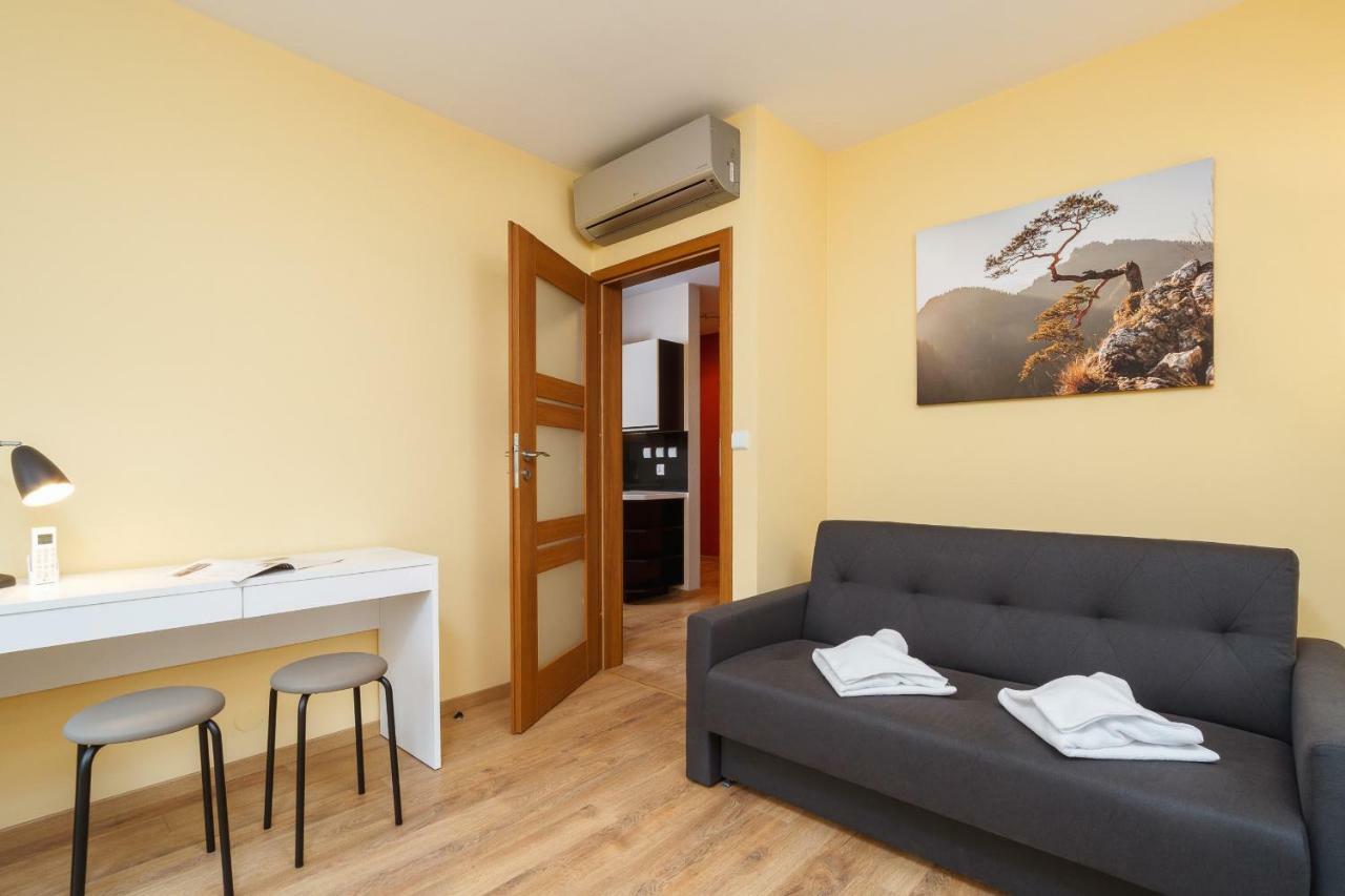 Apartments Krakow Masarska Free Parking By Noclegi Renters Esterno foto
