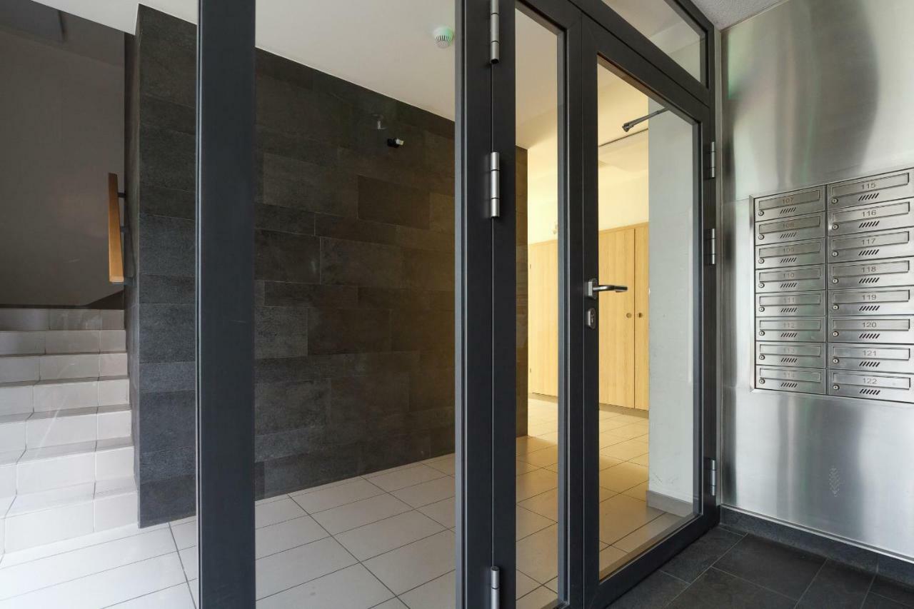 Apartments Krakow Masarska Free Parking By Noclegi Renters Esterno foto